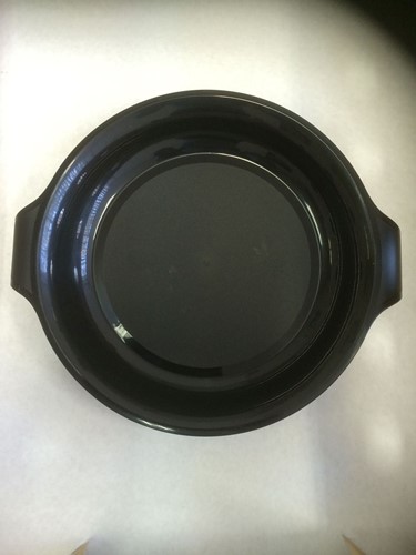 BORD  BBQ DINER   SPUITGIET ZWART  rond 22 cm x 3,5 cm hoog  reusable