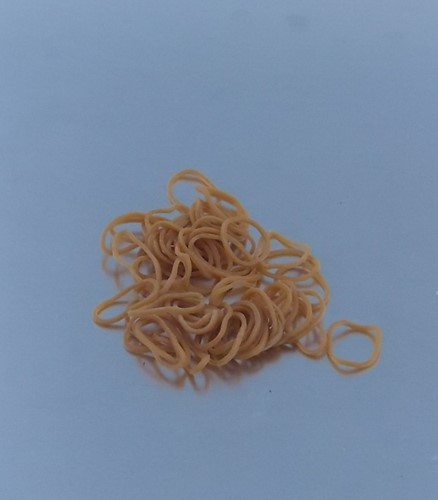 ELASTIEK NR  8 15x1,5 mm. BRUIN  Klein  p/kg