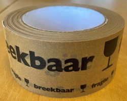 TAPE PAPIER BRUIN 50 mm x 50 meter BREEKBAAR