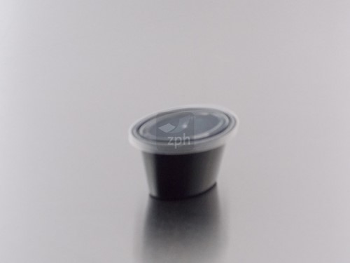 SAUSBAKJE OVAAL ZWART + DEKSEL TRANSP. 30 CC / 1 OZ