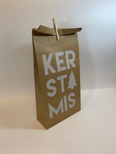 KERSTMIS PAPERBAG 280x110x600 mm bruin / witte opdruk incl knijper M