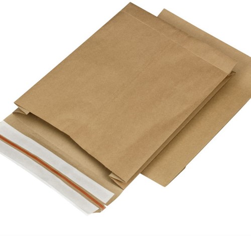 Verzend zakken met extra retour strip 200x300x50 mm